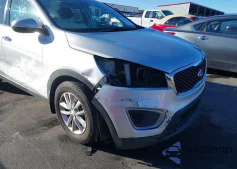 2016 Kia Sorento 2.4L L из США, поврежденный, VIN 5XYPG4A3XGG167660
